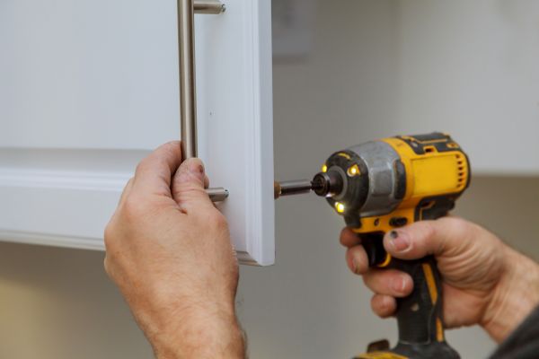 Cabinet Knob Installation in Idaho Falls